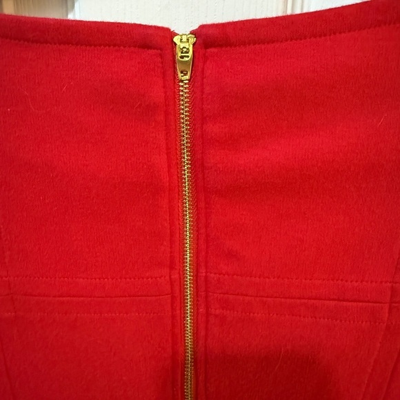 Elizabeth McKay Red Sheath Dress Bateau Neckline zip up back❤️ - Picture 3 of 6